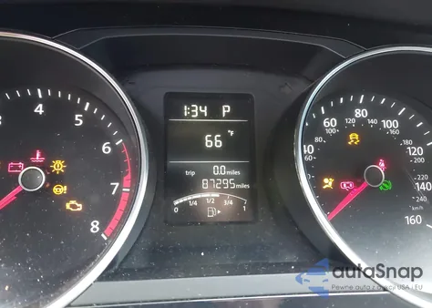 2015 Volkswagen Jetta 1.8T Sport z USA, uszkodzony, nr VIN 3VWD17AJ8FM406867